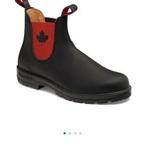 Blundstone Black Leather Chelsea Boot with Red Elastic